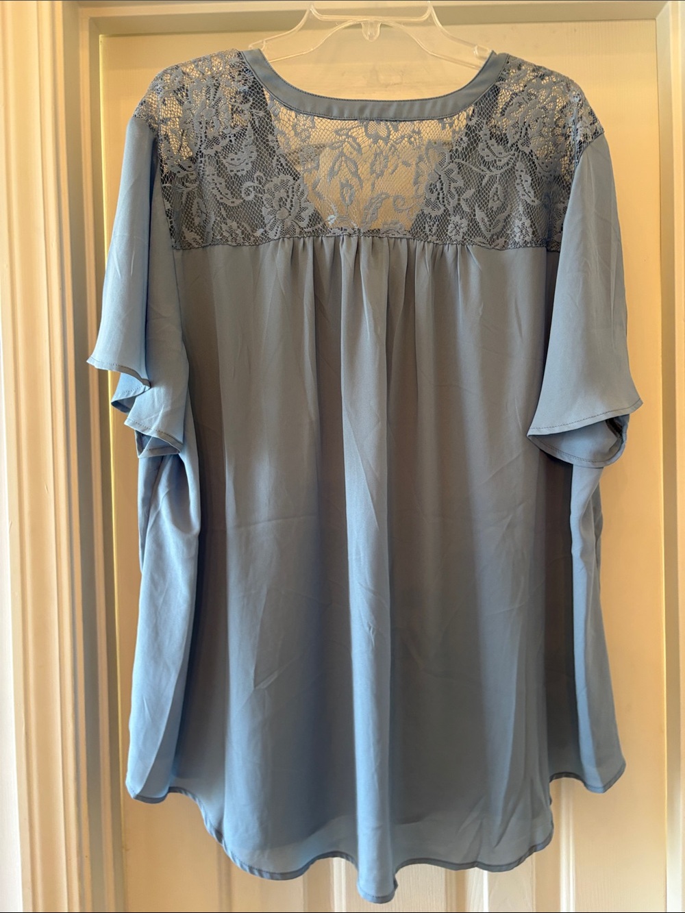 NWT Torrid Harper Lace Yoke Flutter Sleeve Blouse 3x 22/24 - Picture 5 of 5